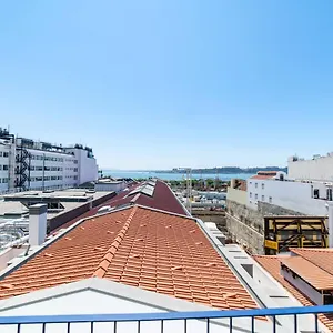 Blue By The River 4 - Unique Penthouse Duplex With A View Lisbon